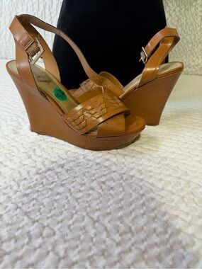 Woven Tan Platform Wedge Sandals with Ankle Strap
